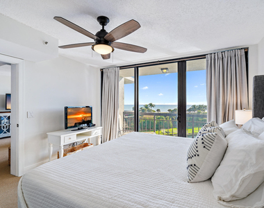101 S Seas Drive - Photo Thumbnail 13