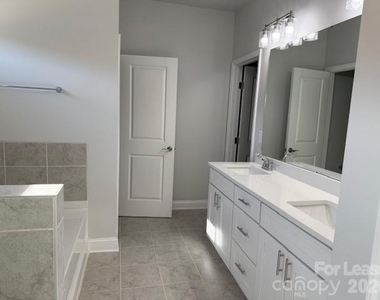 8829 Wingard Road - Photo Thumbnail 13