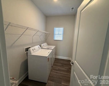 8829 Wingard Road - Photo Thumbnail 14