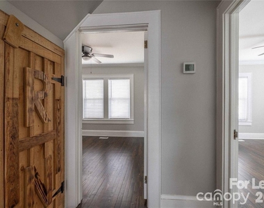 123 E 2nd Street - Photo Thumbnail 24