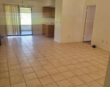 613 Sw Pueblo Terrace - Photo Thumbnail 1