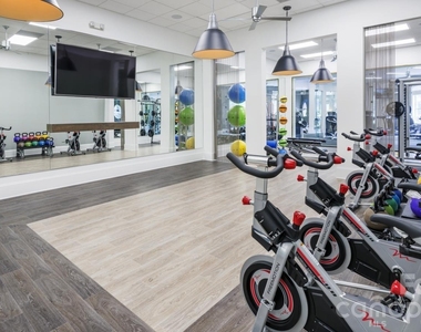 14325 Plantation Park Boulevard - Photo Thumbnail 2