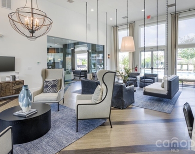 14325 Plantation Park Boulevard - Photo Thumbnail 7