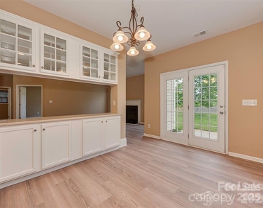 5607 Fulton Ridge Drive - Photo Thumbnail 18