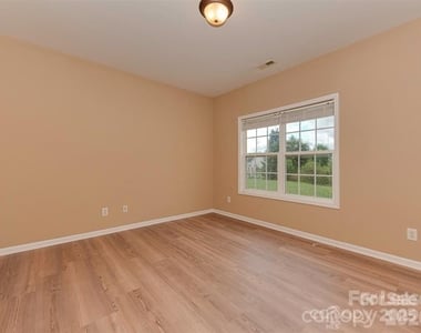 5607 Fulton Ridge Drive - Photo Thumbnail 7