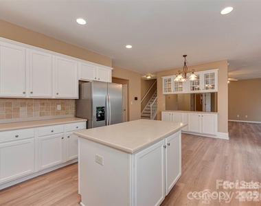 5607 Fulton Ridge Drive - Photo Thumbnail 17