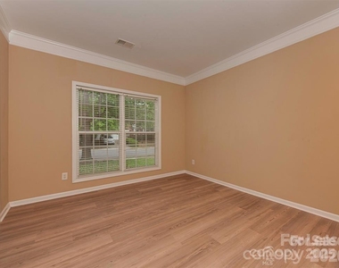 5607 Fulton Ridge Drive - Photo Thumbnail 4