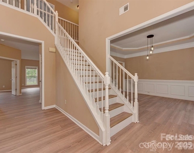 5607 Fulton Ridge Drive - Photo Thumbnail 1