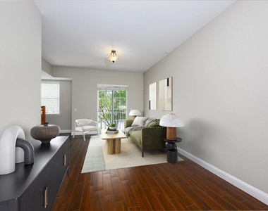 538 Ne 7th Avenue - Photo Thumbnail 12