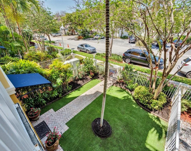 538 Ne 7th Avenue - Photo Thumbnail 6