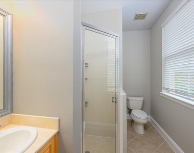 538 Ne 7th Avenue - Photo Thumbnail 23