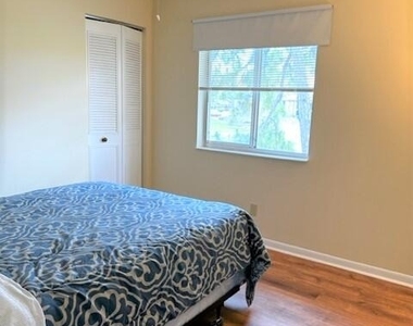 441 Pine Glen Lane - Photo Thumbnail 14