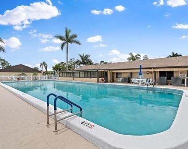 441 Pine Glen Lane - Photo Thumbnail 35