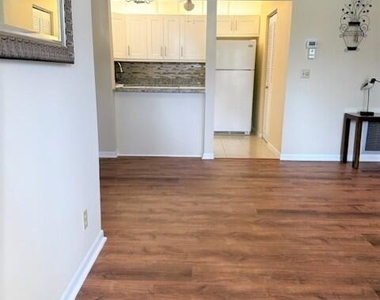 441 Pine Glen Lane - Photo Thumbnail 7
