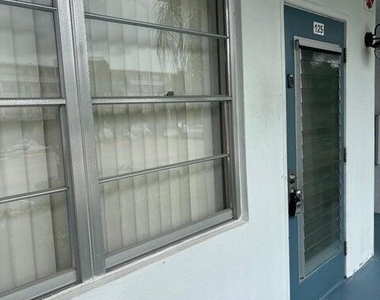 125 Westbury Circle - Photo Thumbnail 1
