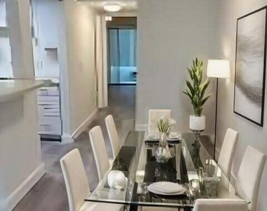 125 Westbury Circle - Photo Thumbnail 3