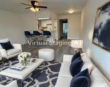 125 Westbury Circle - Photo Thumbnail 2