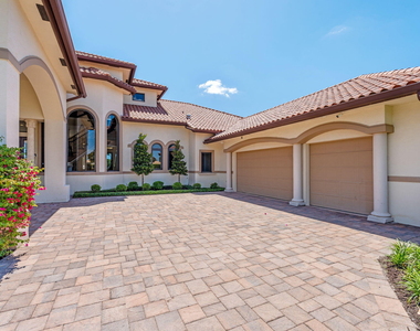 3310 Palm Beach Point Boulevard - Photo Thumbnail 8