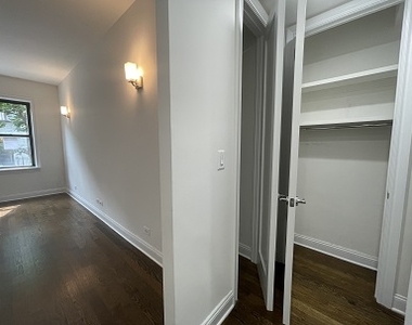 West 22nd Street by 7th Avenue - Photo Thumbnail 1