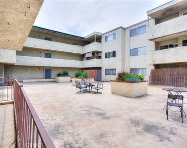 125 S Sierra Madre Blvd - Photo Thumbnail 29