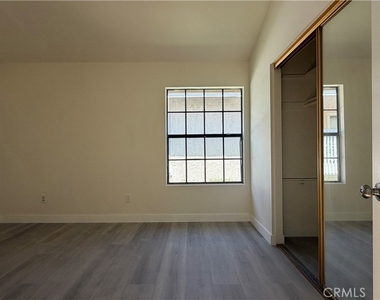 20 Lakepines - Photo Thumbnail 8