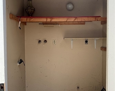 20 Lakepines - Photo Thumbnail 13
