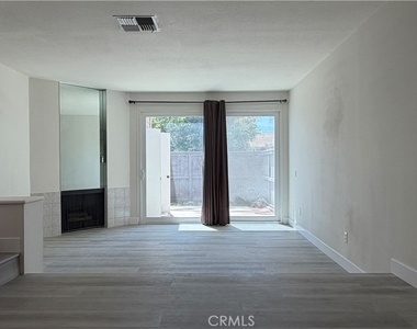 20 Lakepines - Photo Thumbnail 6