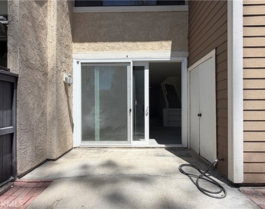 20 Lakepines - Photo Thumbnail 12