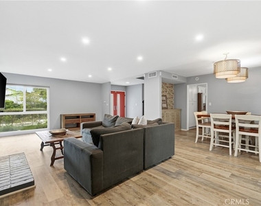5500 Blanco Avenue - Photo Thumbnail 6
