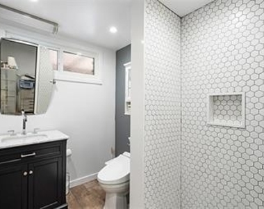 22701 Martha Street - Photo Thumbnail 5