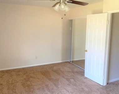 973 Mission Drive - Photo Thumbnail 10