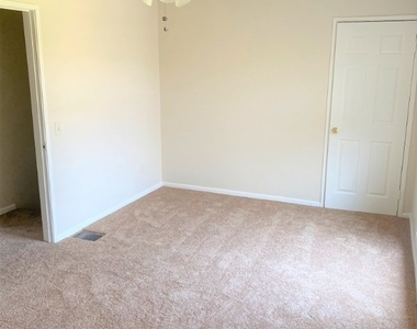 973 Mission Drive - Photo Thumbnail 9