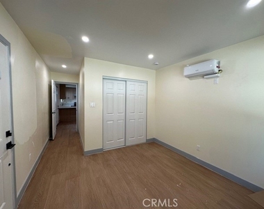 7227 Forbes - Photo Thumbnail 18