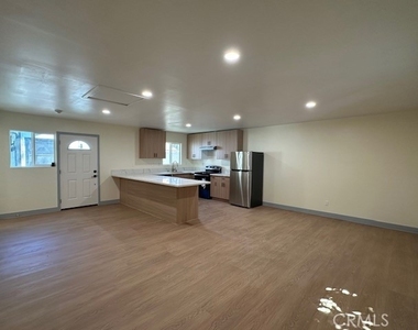7227 Forbes - Photo Thumbnail 3
