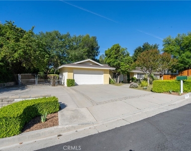 11761 Encino Avenue - Photo Thumbnail 40