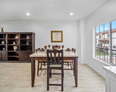 1101 N Maclay - Photo Thumbnail 14