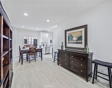 1101 N Maclay - Photo Thumbnail 10