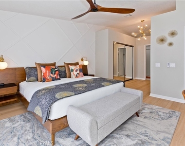 505 S Farrell Drive - Photo Thumbnail 8
