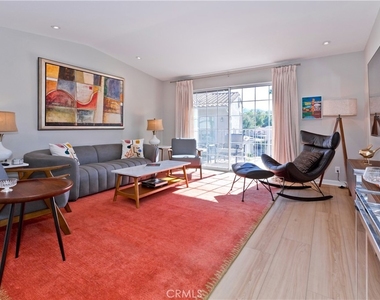 505 S Farrell Drive - Photo Thumbnail 4