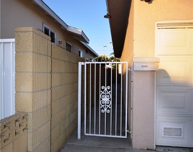 18328 Devlin Avenue - Photo Thumbnail 2