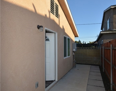 18328 Devlin Avenue - Photo Thumbnail 19