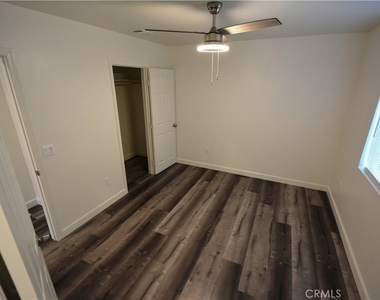18328 Devlin Avenue - Photo Thumbnail 13