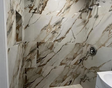 137 Carnation Ave. - Photo Thumbnail 8