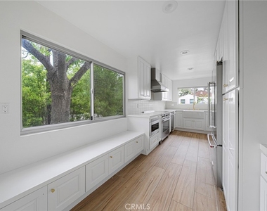 420 S Madison Avenue - Photo Thumbnail 9