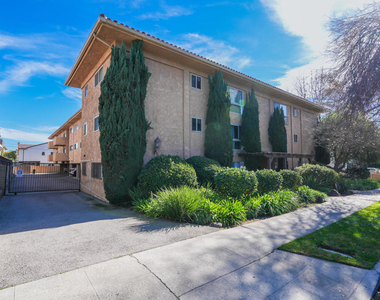 120 S Sierra Madre Boulevard - Photo Thumbnail 37