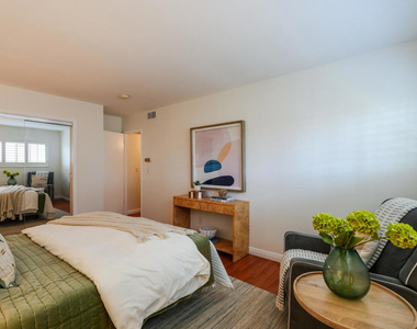 120 S Sierra Madre Boulevard - Photo Thumbnail 29