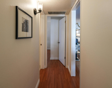 120 S Sierra Madre Boulevard - Photo Thumbnail 26