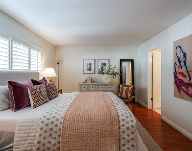 120 S Sierra Madre Boulevard - Photo Thumbnail 25