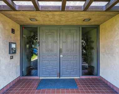 120 S Sierra Madre Boulevard - Photo Thumbnail 35