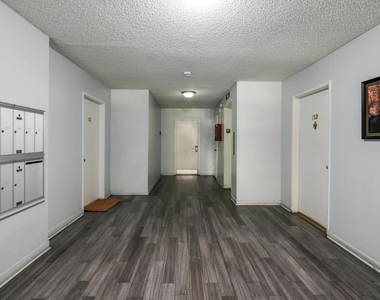 120 S Sierra Madre Boulevard - Photo Thumbnail 33